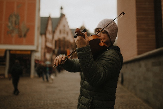 Violin improves self-discipline