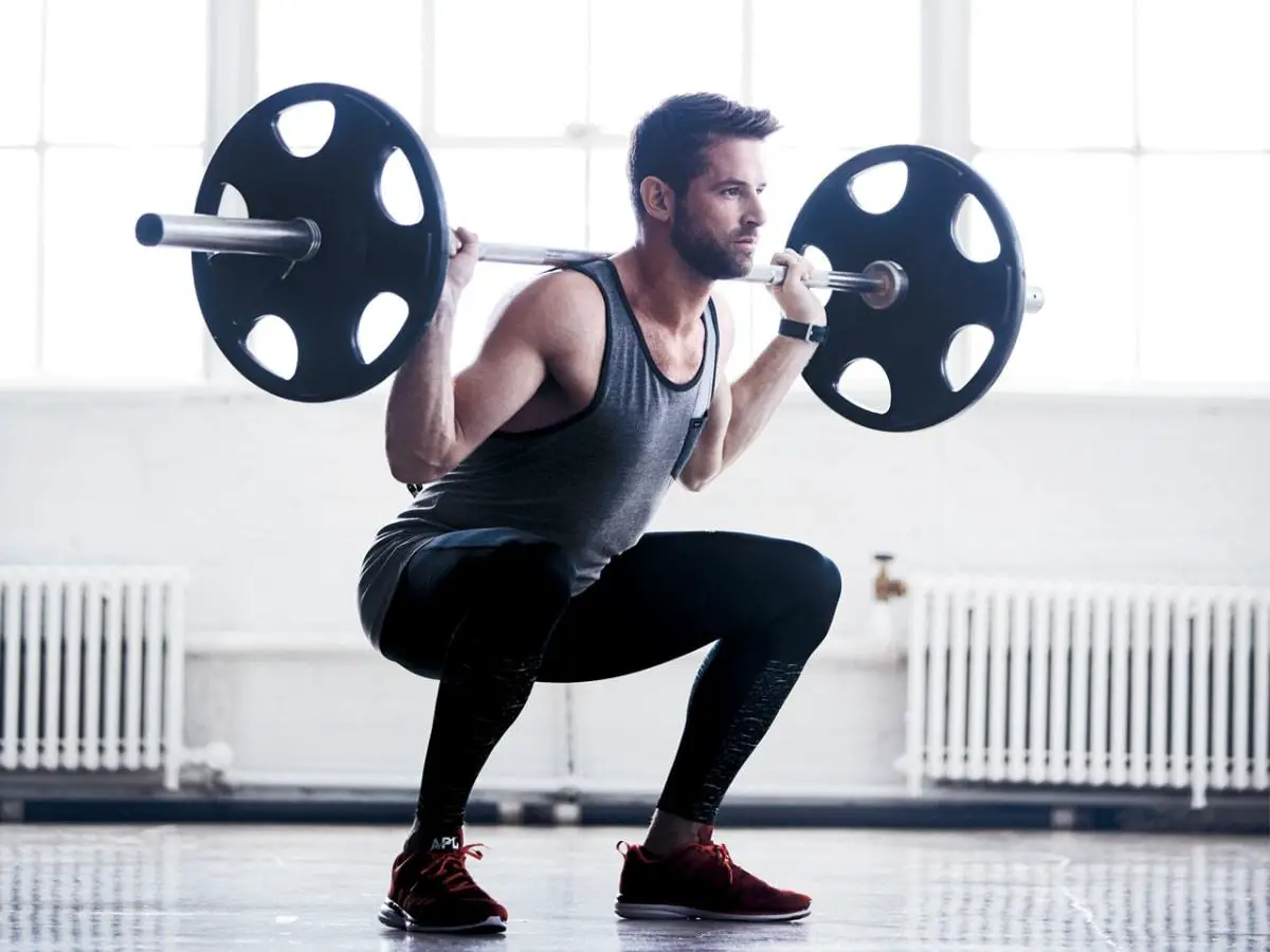 A man lifting weight