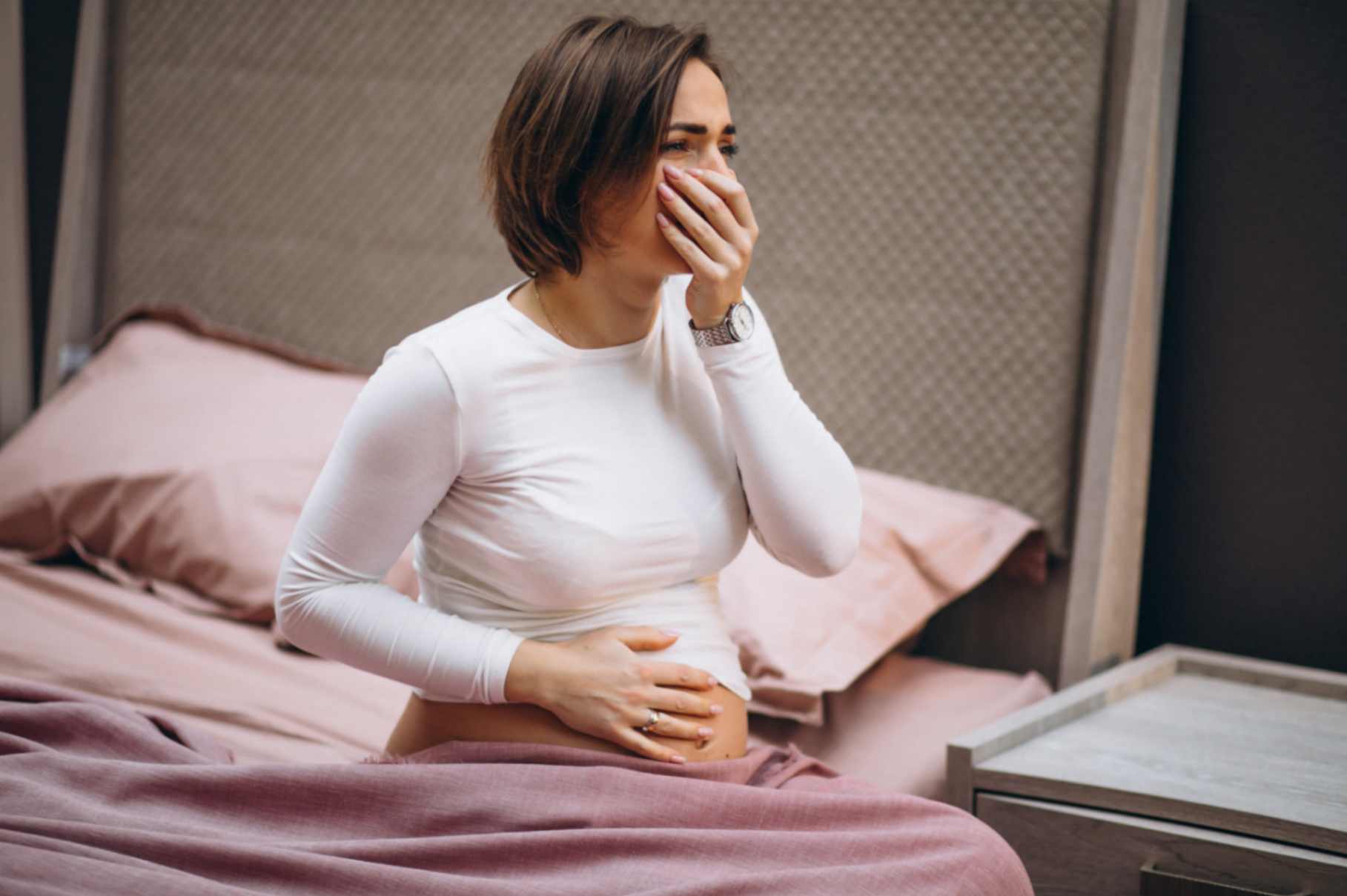 Pregnant Women Feeling Morning Sickness 