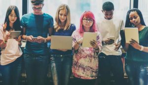 students are communicating through screens